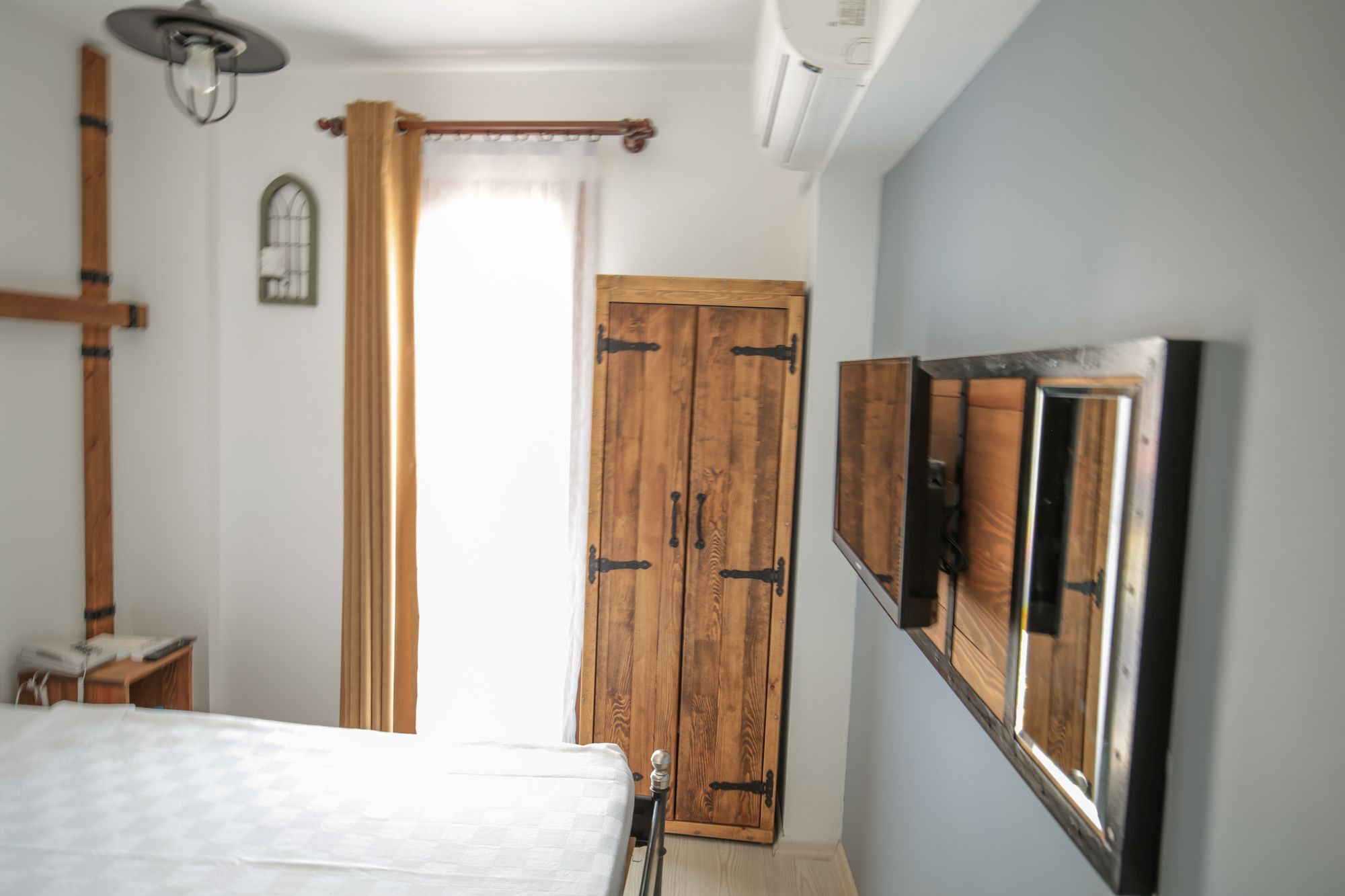 Menendi Otel Foça Exterior photo